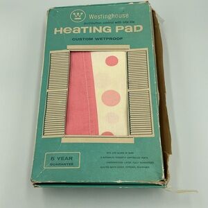 VNTG Westinghouse Push Button Control Heating Pad Pink Polka Dot Cover. Works